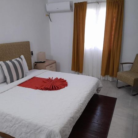 Cattleya Flor Hotel Oranjestad  Buitenkant foto
